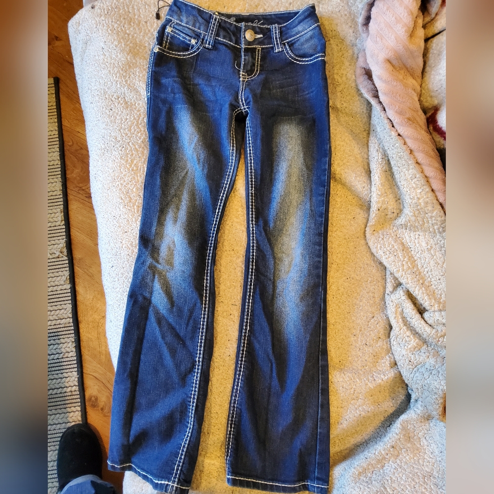 Western Jean's - Picture 2 of 6